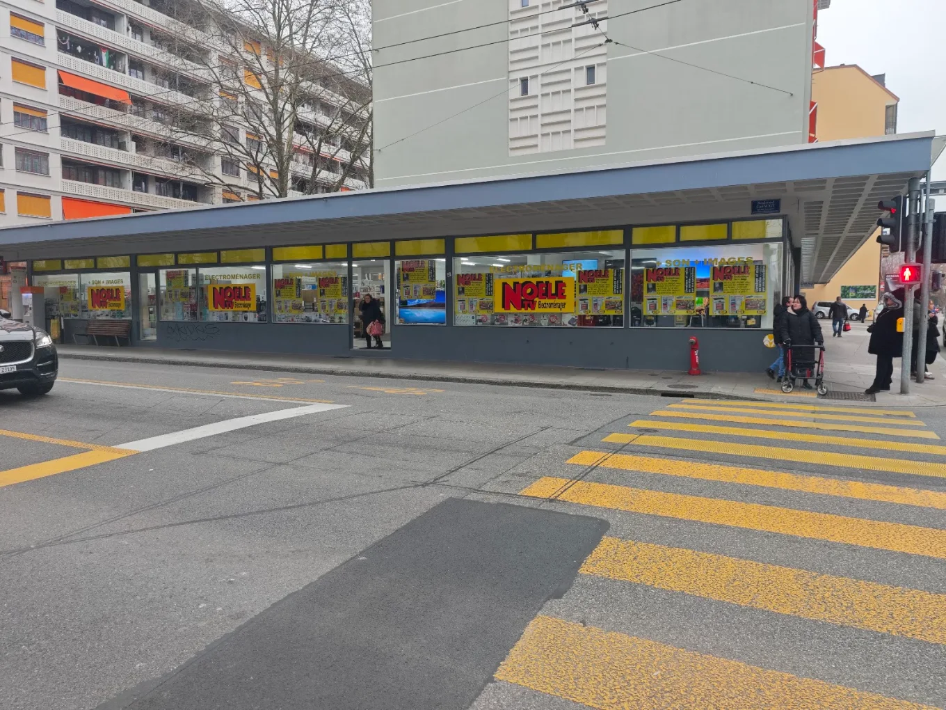 NoeleTV Jonction store in Geneva